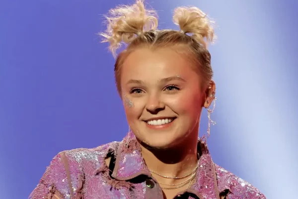 Is JoJo Siwa Pregnant Unraveling the Truth Behind the Rumors 